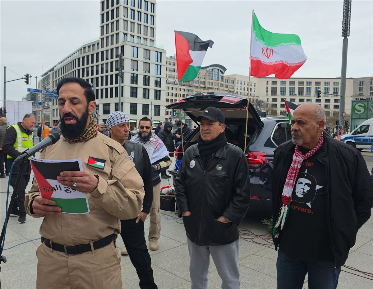 وقفة جماهيرية حاشدة في برلين إحياء للذكرى الخمسين ليوم الأرض