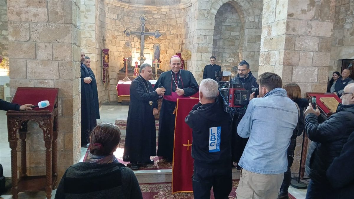 كاريتاس - لبنان سيرت قافلة إغاثية إلى القرى الحدودية تعزيزا للصمود وترسيخا لارتباط الأهالي بأرضهم