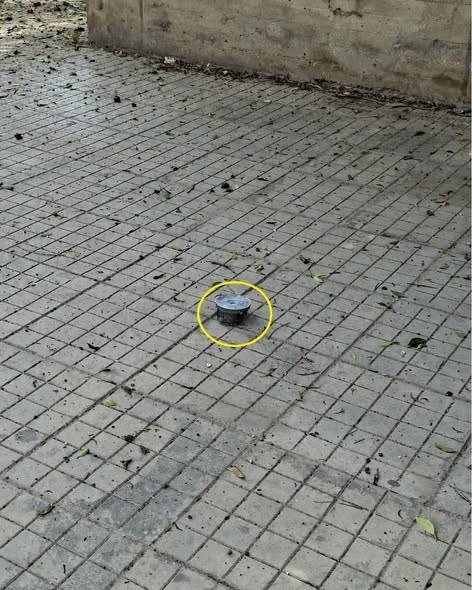 تفجير الجسم الذي سقط جراء الغارة من المسيرة في محيط مؤسسات الامام الصدر في مدينة صور