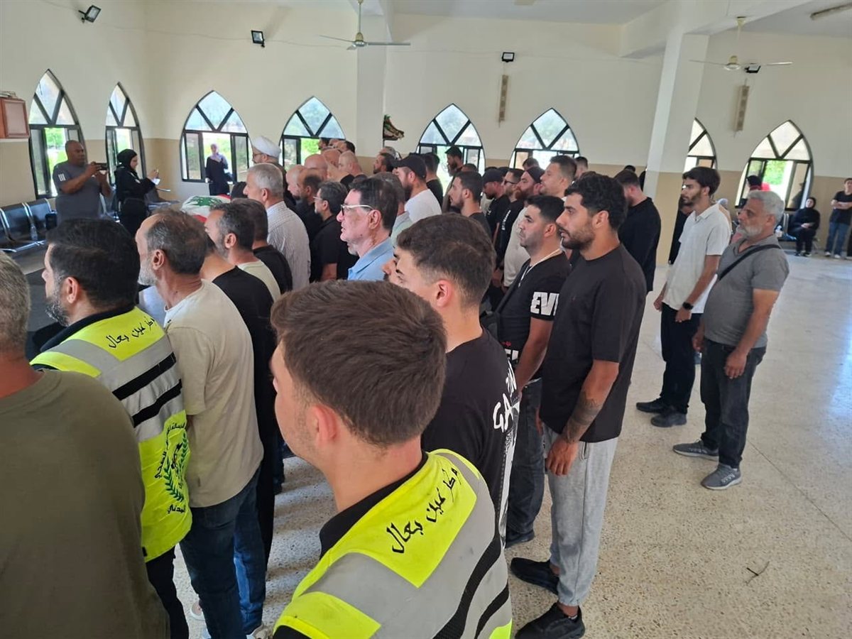 شيّعت مدينة صور ابنتها الشابة لمى طلال بسما 4