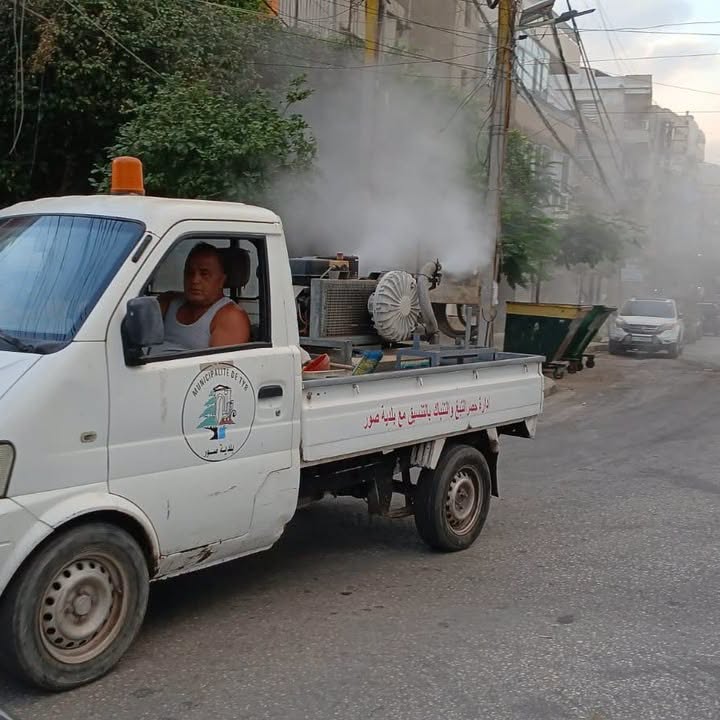 حملة رشّ مبيدات لمكافحة البعوض 2