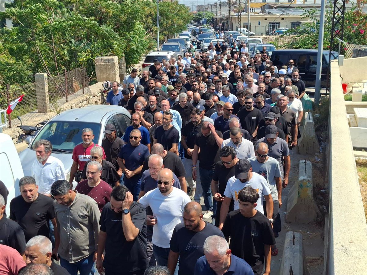 مدينة صور وبلدة بيوت السياد شيعا فقيد الشباب السيد عصام هاشم