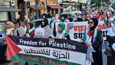 مظاهرة جماهيرية حاشدة في برلين تضامناً مع فلسطين
