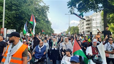 تظاهرة حاشدة في برلين تضامناً مع فلسطين وغزة