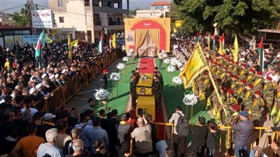 تشييع حاشد للشهيد على طريق القدس  رضوان علي عيسى في حومين التحتا 