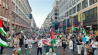 تظاهرة حاشدة في برلين تضامناً مع فلسطين وغزة