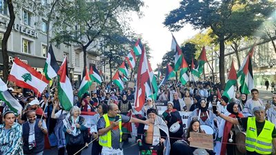 مظاهرة حاشدة تضامنا مع فلسطين وغزة ولبنان في برلين