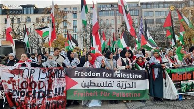 وقفة جماهيرية حاشدة في برلين
