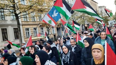 تظاهرة حاشدة  جالت عدد من الشوارع الالمانية