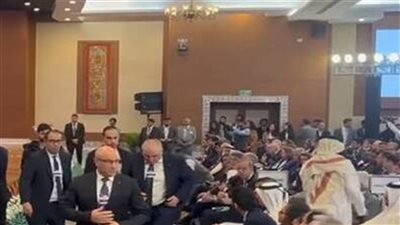 بالفيديو: انسحاب وفد الجزائر من قمة نيودلهي لحظة دخول الوفد 