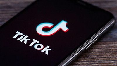 من بينهم ماسك.. ترامب يبحث عن مشترين محتملين لـ 