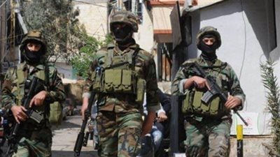 في مدينة لبنانية.. عملية دهم للجيش بحثاً عن مطلوب