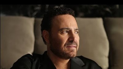 اضطر لإيقاف خاصية التعليقات.. هل كانت أغنية عاصي الحلاني رداً على طلاق ابنته ماريتا؟ (فيديو)