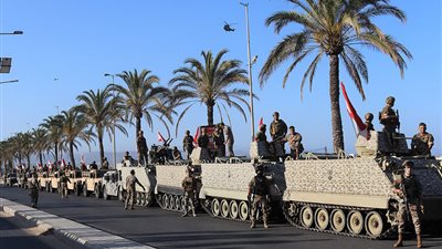الجيش اللبناني: توقيف مواطن في مدينة صور ودهم محطات محروقات غير شرعية في بعلبك