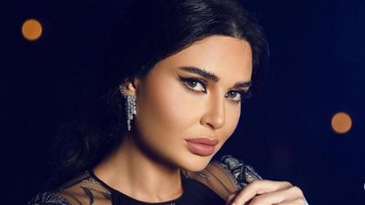 بعد انسحاب محمد الأحمد.. هذا النجم السوري سيُمثل إلى جانب سيرين عبد النور (صور)