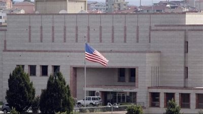 الأميركيون يثيرون الذعر في لبنان!