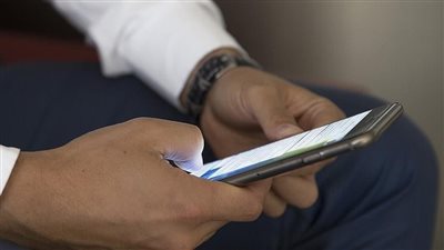 يسرقون حسابات 