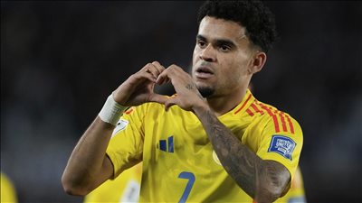 بايرن ميونيخ يتعاقد مع لويس دياس قادما من ليفربول بعقد حتى 2029