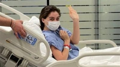  بعد انفصالها عن حبيبها... نجمة تركية شهيرة تعلن إصابتها بمرض السرطان