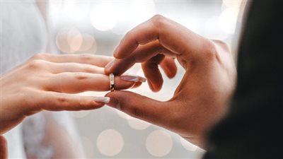 أنباء عن ان هذين الفنانين الشهيرين تزوجا سراً.. وهما يلتزمان الصمت (صورة)