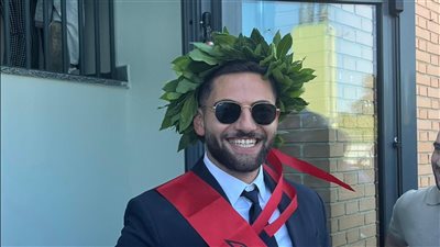 تهنئة لإبن بلدة الخرايب الدكتور محمد أحمد عكوش لنيله شهادة في طب الأسنان
