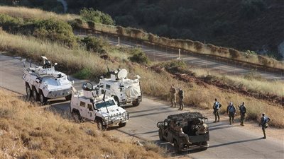 توقيف 3 شبان منعوا دورية ل 