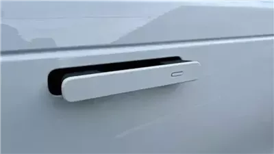 الصين تدرس حظر مقابض السيارات 