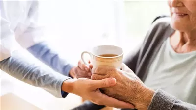 مشروب يحمي من الخرف وتلف الكبد.. ما هو؟