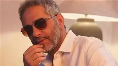 مدرّب برشلونة يتفاعل مع أغنية لـ فضل شاكر.. فما القصة؟