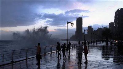 منخفض جوي بعد ظهر غد والطقس يتحول الى ماطر مع رياح ناشطة وبرق ورعد