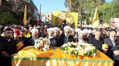 تشييع حاشد في حاروف للشهيد عباس حسن كركي (أبو جهاد) الذي ارتقى بغارة إسرائيلية