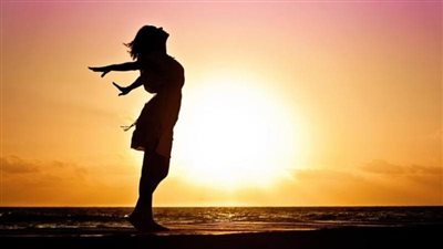 لماذا تعيش المرأة أكثر من الرجل؟