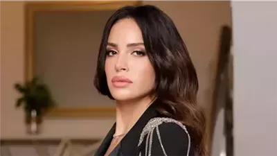 انهارت من البكاء مع إعلامي لبناني.. للمرة الأولى آمال ماهر تكشف تفاصيل عن حياتها (فيديو)