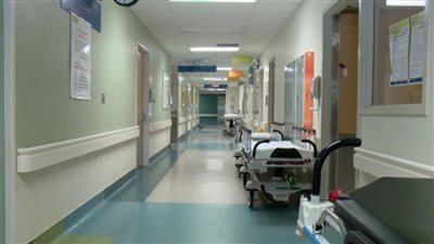 شعر بإعياء وفقد وعيه.. إدخال فنان قدير إلى العناية المركزة بعد تعرضه لوعكة صحية مُفاجئة (صورة)