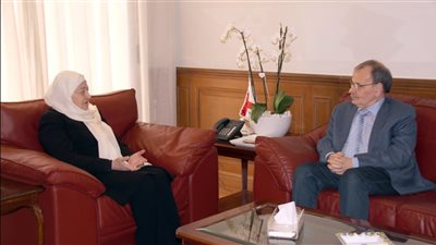 السيدة بهية الحريري تستقبل د.عبد الرحمن البزري