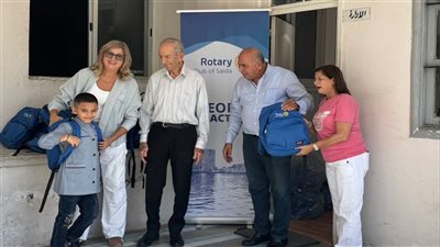 روتاري صيدا يدعم طلاب صيدا والجنوب بالحقائب المدرسية