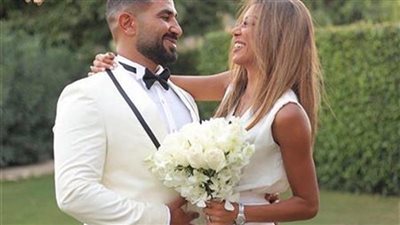 قررا إلغاء حفل الزفاف في آخر لحظة.. هذا ما حصل مع الفنان الشهير وزوجته
