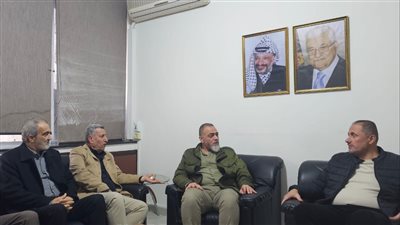 لقاءٌ بين قيادتي حركة 