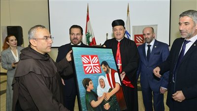 افتتاح معرض «ذاكرة اللون بين الحديث والقديم» للفنان مارون مخّول برعاية البطريرك الراعي ويعود ريعه لكاريتاس