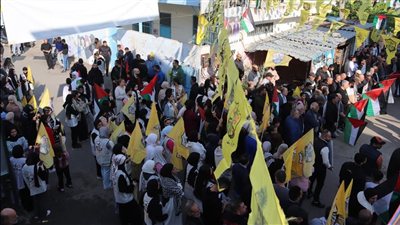 حركة فتح تنظم اعتصامًا حاشدًا دعمًا للقيادة الفلسطينية ورفضًا للمساس بالأونروا