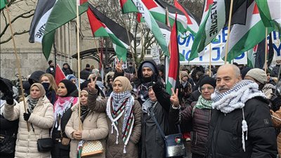 مظاهرة جماهيرية حاشدة في برلين تأكيداً على الوقوف إلى جانب الشعب الفلسطيني