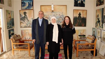 بهية الحريري تزور معرض 