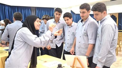 لقاء تفاعلي ومعرض علمي في 