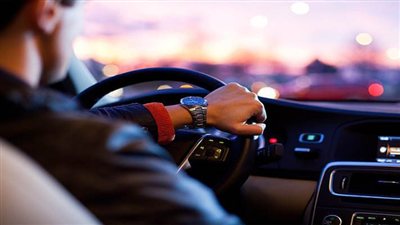 دراسة تكشف: تغيّرات القيادة اليومية قد تكون مؤشراً مبكراً للخرف
