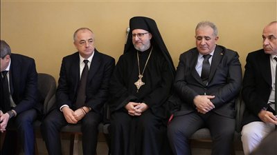 سفير فلسطين يقدم واجب العزاء للسيدة فيروز برحيل نجلها هلي