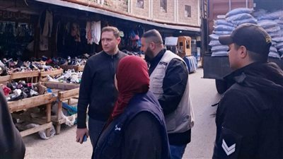 في منطقةٍ لبنانيّة: جولةٌ ميدانيّة في سوق القمح... وتشميعُ مستودع!