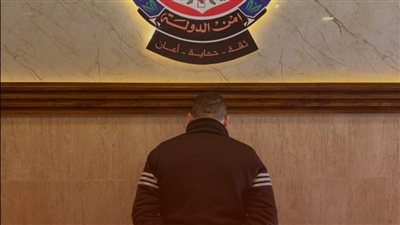 10,000 عبوة عطر مزوّر داخل مستودع… أمن الدولة يختمه بالشمع الأحمر ويوقف صاحبه السّوري