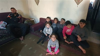 «أحياء بلا هويّة… سبعة أطفال يدفعون ثمن خطأ لم يرتكبوه»