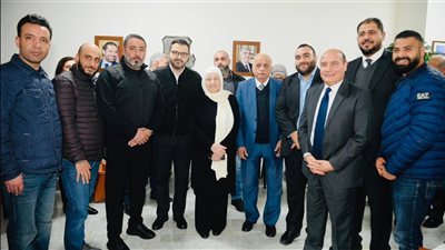 بهية الحريري مُمثّلة الرئيس سعد الحريري تُهنّئ اتحاد جمعيات العائلات البيروتية بمقرّه الجديد