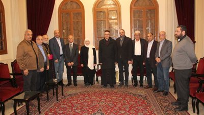 بهية الحريري تمثّل سعد الحريري في قداس مار مارون وتُهنّئ الرئيس عون والبطريرك الراعي